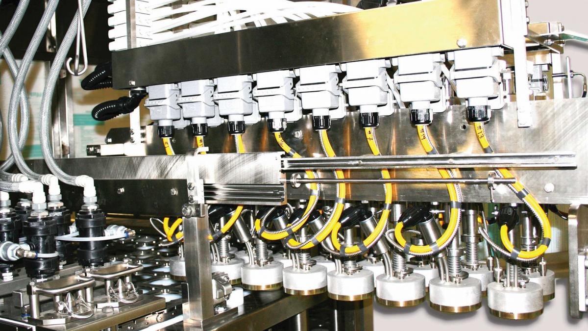 At PACK EXPO, Bosch will present a new solution which aims to address market demand for pre-made containers in wrap-around sleeves
