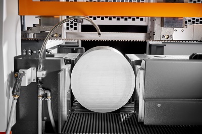 The new KASTOtec AC 5 saws round material up to 530 mm diameter.
