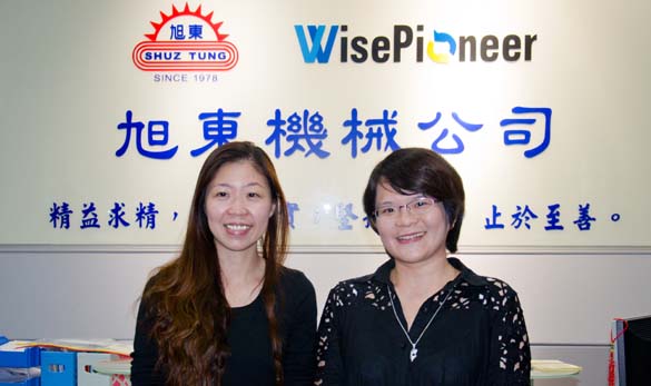 Ms. Joy Huang(right) and Ms. Angel Wang(left), sales chief of Shuz Tung.