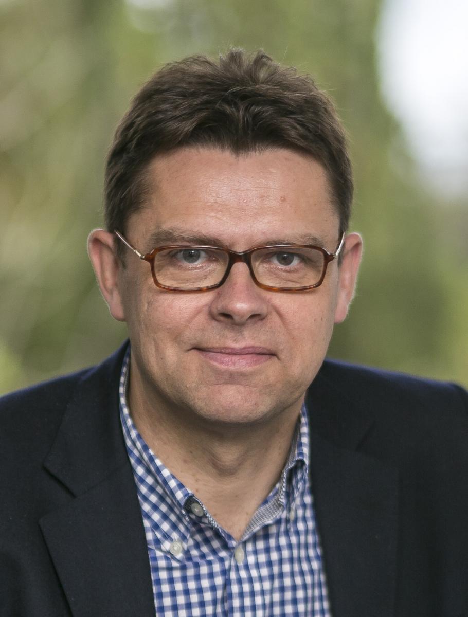 Dr. Ulrich Nehring