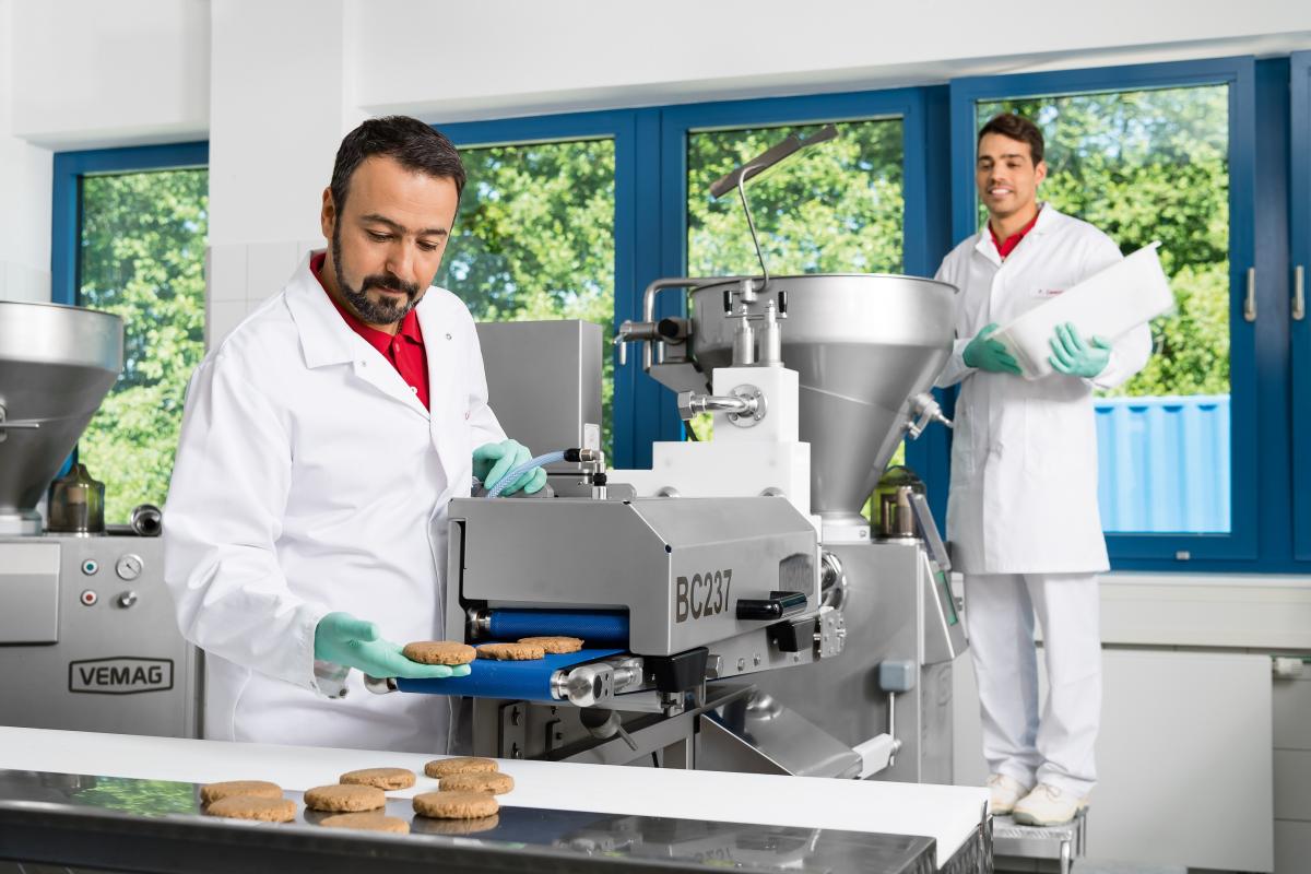 Production of vegan burgers in the Stern Technology Center