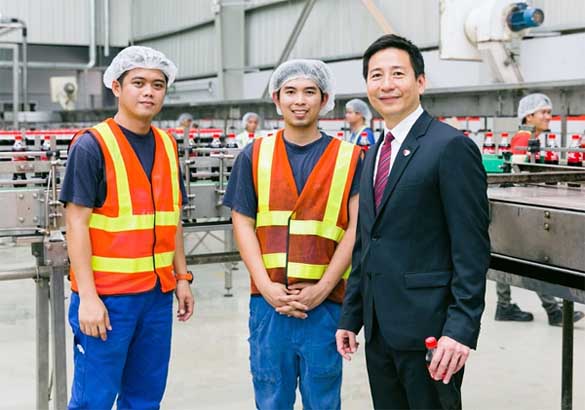 First Coca-Cola bottling plant in Lao