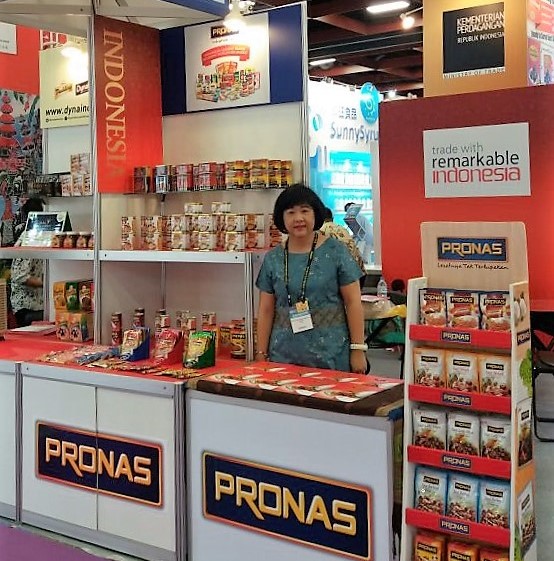 Silvia Candrawati C, marketing manager of Pronas, at Food Taipei 2016