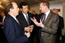 Renishaw meets Chinese Ambassador to the UK