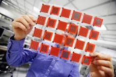 Polymers can be semi-metals