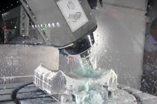 5 axis machine from Hurco at Metalex 2017