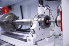 Internal grinding available for long workpieces