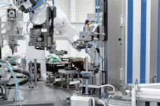 Heat shrink assembly process for camshaft