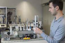 Training systems fit for Industry 4.0