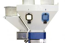 Gravimetric blenders for multiple materials