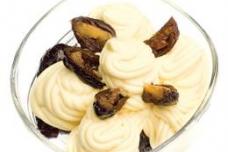 Online gateway to ME restaurants