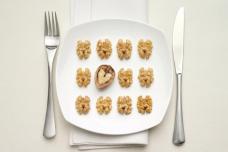 Walnuts may help reduce risk of heart disease