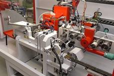 Moulded on the pipe: Universal, compact, diverse