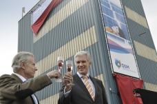 DSM opens new plant for innovative anti-reflective coating