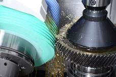 New single table gear grinding machine