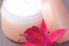 Many natural & organic cosmetic brands fall short of claims