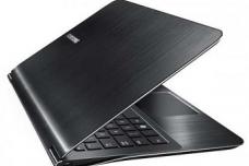 Reinforced polycarbonates for thinner laptops