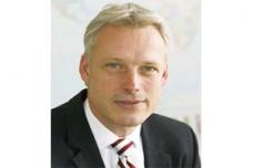 Dr. Andreas Gruchow welcomes guests to MWCS/IAS/ES 2015