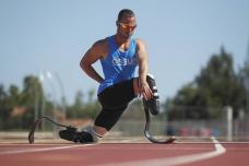 Oscar Pistorius makes Olympic history