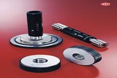 Solutions for screwtap and nut