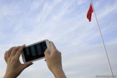 Smartphone makers worried over new China requirements
