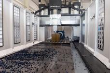 Double column machining for the automotive sector