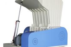 Recycling machine from Shuen Li can process various materials