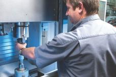 Automatic loading small chucked components
