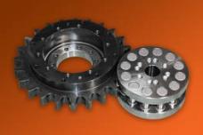 Geared bearing uses roller pinion system