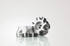 Seco face milling cutter body doubles tool life