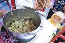 Programme targets healthier street food in Indonesia