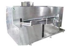 Continuous chocolate melter