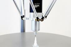 Additive manufacturing with liquid materials