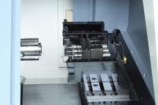 CNC lathe for medium/heavy cutting from JARNG