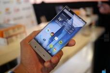 Bio-based plastic on smartphone’s front panel