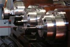 Fives debuts Landis-Bryant ID/OD grinder at IMTS 2016