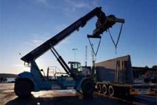 Comfort leads to efficiency with the new Konecranes Reach stacker