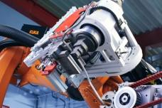 Robots as efficient tube bending machines