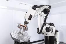 Laser welding cell that frees imperfections
